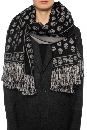 Skull motif shawl, zdjęcie 2 Skull motif shawl od Alexander McQueen